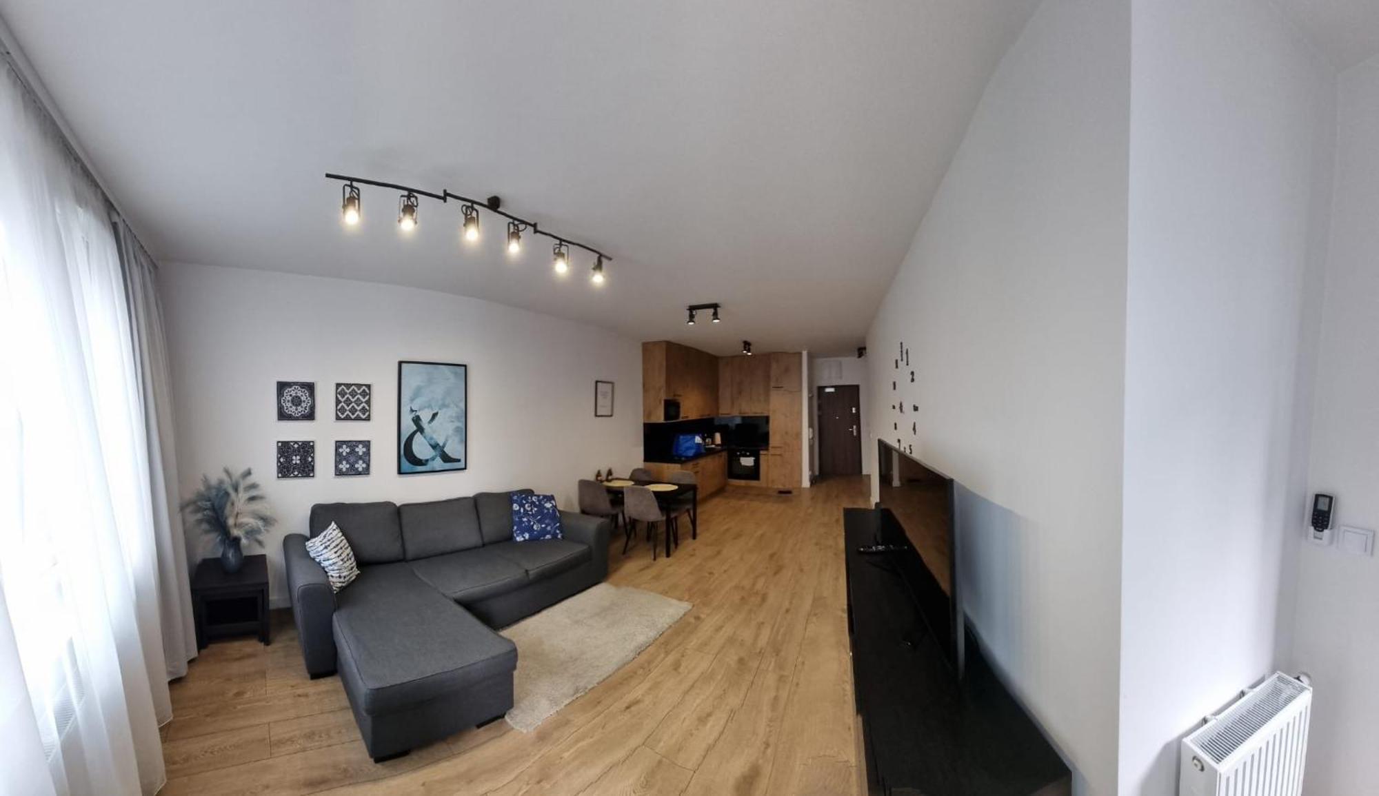 Apartament Near Sky Tower ヴロツワフ エクステリア 写真